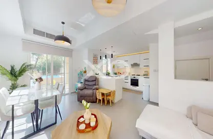 Villa - 2 Bedrooms - 3 Bathrooms for sale in Springs 6 - The Springs - Dubai
