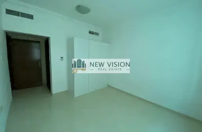 عمارة بالكامل - غرفة نوم - 2 حمامات للبيع في مجمع مويلح - تجارية مويلح - الشارقة عمارة بالكامل - غرفة نوم - 2 حمامات للبيع في مجمع مويلح - تجارية مويلح - الشارقة