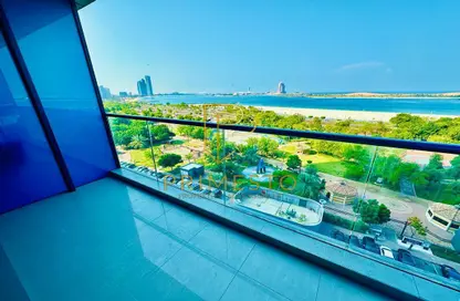 شقة - 3 غرف نوم - 4 حمامات للايجار في وايف تاور - شارع الكورنيش - أبوظبي