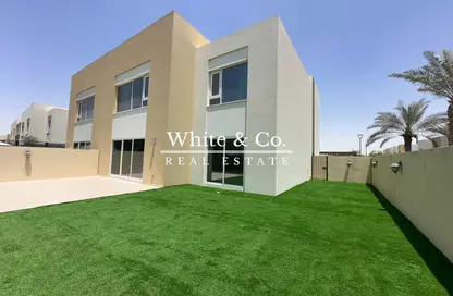 Apartment - 3 Bedrooms - 2 Bathrooms for rent in Urbana Stacked House Block 28 - EMAAR South - Dubai South (Dubai World Central) - Dubai