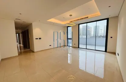 Apartment - 3 Bedrooms - 3 Bathrooms for rent in Al Manal La Rose - District 12 - Jumeirah Village Circle - Dubai