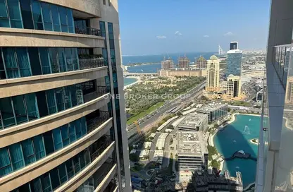 Outdoor Building image for: Apartment - 3 Bedrooms - 4 Bathrooms for sale in Marina Arcade Tower - Dubai Marina - Dubai, Image 1