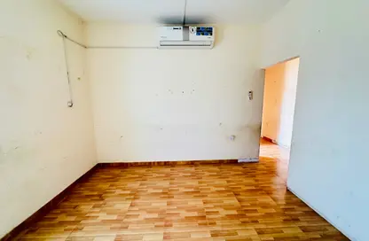 شقة - غرفة نوم - 1 حمام للايجار في طريق فاير ستاشن - مويلح - الشارقة