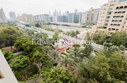 Apartment - 2 Bedrooms - 3 Bathrooms for sale in Al Hallawi - Shoreline Apartments - Palm Jumeirah - Dubai