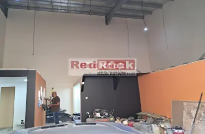 Warehouse - Studio for sale in Al Sajaa - Sharjah