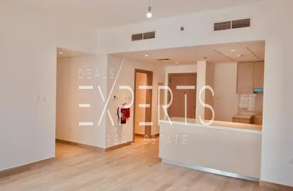 Apartment - 2 Bedrooms - 2 Bathrooms for rent in Waters Edge - Yas Island - Abu Dhabi