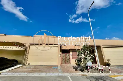 Villa - 3 Bedrooms - 5 Bathrooms for rent in Golf Gardens - Khalifa City - Abu Dhabi