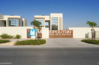 Villa - 4 Bedrooms - 6 Bathrooms for sale in Seef Al Jubail - Al Jubail Island - Abu Dhabi