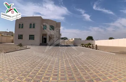 Terrace image for: Villa - 7 Bedrooms for rent in Um Ghaffa - Al Ain, Image 1