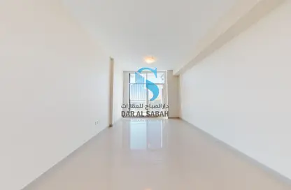 Apartment - 2 Bedrooms - 2 Bathrooms for rent in Street 20 - Al Nahda - Sharjah