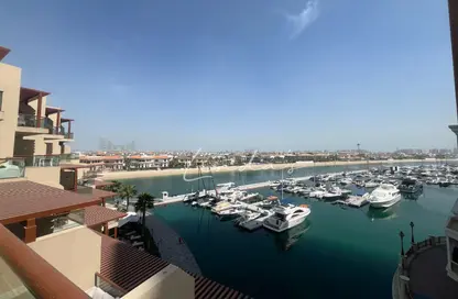 Apartment - Studio - 1 Bathroom for rent in Palm Views East - Palm Views - Palm Jumeirah - Dubai