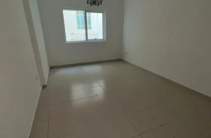 شقة - 2 غرف نوم - 2 حمامات للبيع في شارع التعاون - التعاون - الشارقة