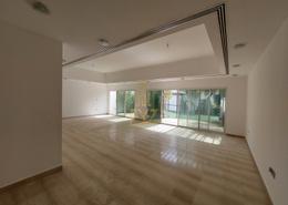 Empty Room image for: Villa - 4 bedrooms - 6 bathrooms for rent in Al Manhal - Abu Dhabi, Image 1