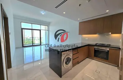 شقة - غرفة نوم - 2 حمامات للايجار في عزيزي فيستا - ستوديو سيتي - دبي