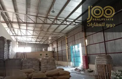 مستودع - استوديو - 4 حمامات للايجار في أم الثعوب - أم القيوين