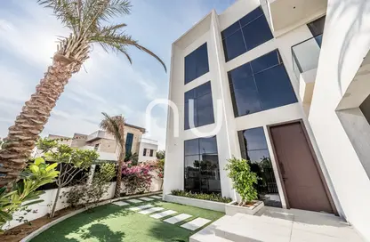 Villa - 5 Bedrooms - 6 Bathrooms for sale in District 1I - Jumeirah Village Triangle - Dubai