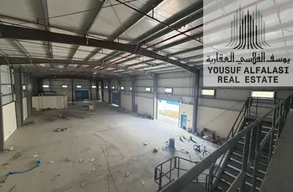 مستودع - استوديو - 2 حمامات للايجار في الصجعة الصناعية - الصجعة - الشارقة