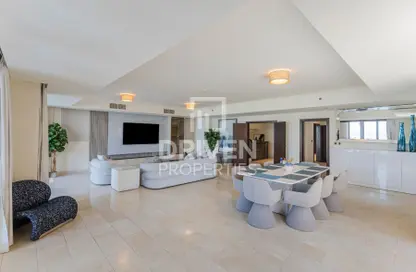 Villa - 4 Bedrooms - 6 Bathrooms for rent in Balqis Residence - Kingdom of Sheba - Palm Jumeirah - Dubai
