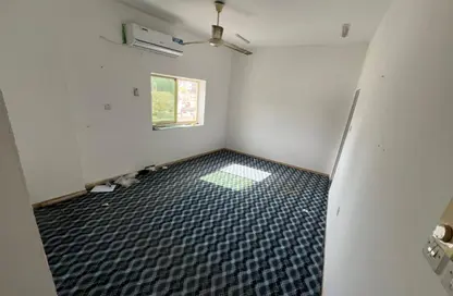 شقة - 1 حمام للايجار في برج الكورنيش - طريق كورنيش عجمان - عجمان شقة - 1 حمام للايجار في برج الكورنيش - طريق كورنيش عجمان - عجمان