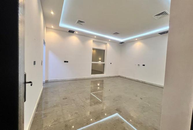 15600135 - Property Image 2