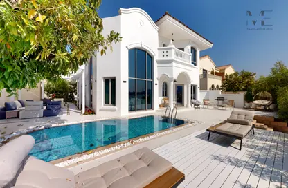 Villa - 4 Bedrooms - 5 Bathrooms for rent in Garden Homes Frond D - Garden Homes - Palm Jumeirah - Dubai