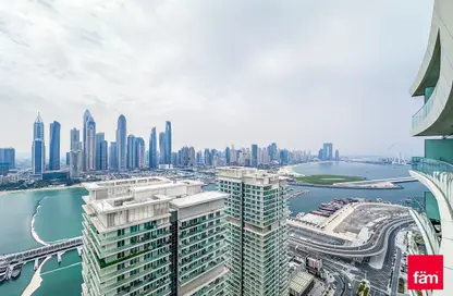 Apartment - 1 Bedroom - 1 Bathroom for sale in Beach Vista - EMAAR Beachfront - Dubai Harbour - Dubai