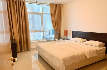 Apartment - 2 Bedrooms - 2 Bathrooms for rent in Oasis Tower - Sheikh Zayed Road - Dubai