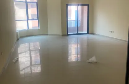 شقة - 3 غرف نوم - 4 حمامات للايجار في أبراج النعيمية - النعيمية - عجمان