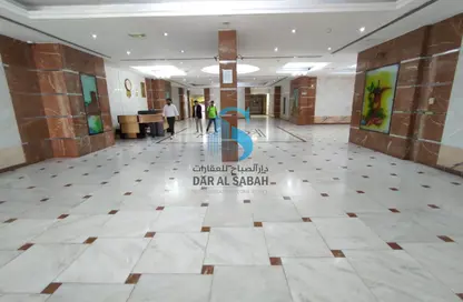 شقة - 2 غرف نوم - 2 حمامات للايجار في شارع 64 ​ - النهدة - الشارقة