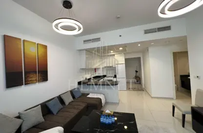 شقة - 2 غرف نوم - 2 حمامات للايجار في تاور 108 - منطقة 18 - قرية الجميرا سركل - دبي شقة - 2 غرف نوم - 2 حمامات للايجار في تاور 108 - منطقة 18 - قرية الجميرا سركل - دبي