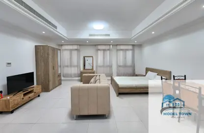 Apartment - Studio - 1 Bathroom for rent in Khalifa City A Villas - Khalifa City A - Khalifa City - Abu Dhabi