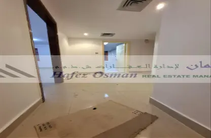 Apartment - 3 Bedrooms - 3 Bathrooms for rent in Al Khalidiya - Abu Dhabi