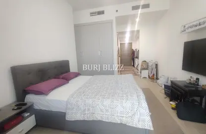 Apartment - Studio - 1 Bathroom for rent in Bloom Towers B - Bloom Towers - Jumeirah Village Circle - Dubai