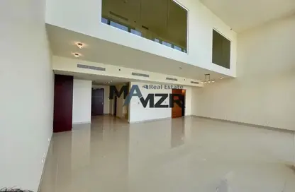 Apartment - 2 Bedrooms - 3 Bathrooms for rent in Nation Towers - Corniche Road - Abu Dhabi