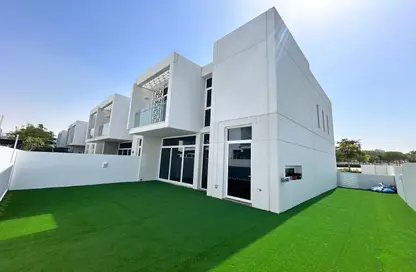Villa - 3 Bedrooms - 4 Bathrooms for rent in Arabella Townhouses 1 - Arabella Townhouses - Mudon - Dubai