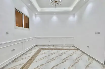 Apartment - 1 Bedroom - 1 Bathroom for rent in Shakhbout City - Abu Dhabi