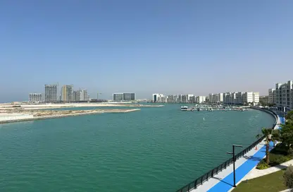 شقة - 2 غرف نوم - 3 حمامات للايجار في 7B البحيرة - لاجون - ميناء العرب - راس الخيمة - رأس الخيمة