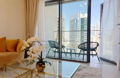 صورة لـ غرفة المعيشة شقة - غرفة نوم - 1 حمام للايجار في برج رويال - دبي وسط المدينة - دبي ، صورة رقم 1
