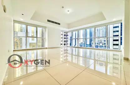 Apartment - 2 Bedrooms - 3 Bathrooms for rent in Silver Tower - Corniche Road - Abu Dhabi