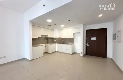 Apartment - 1 Bedroom - 1 Bathroom for sale in Zahra Breeze Apartments 3B - Zahra Breeze Apartments - Town Square - Dubai