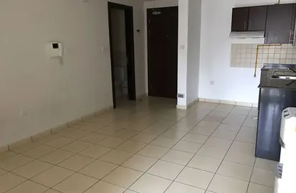 شقة - غرفة نوم - 2 حمامات للبيع في شقق الخريف - سيزون كوميونيتي - قرية الجميرا سركل - دبي