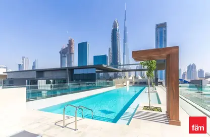 صورة لـ حوض سباحة شقة - غرفة نوم - 2 حمامات للبيع في 22 بناية - سيتي ووك - دبي ، صورة رقم 1