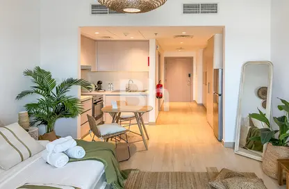 Apartment - Studio - 1 Bathroom for sale in Waters Edge - Yas Island - Abu Dhabi