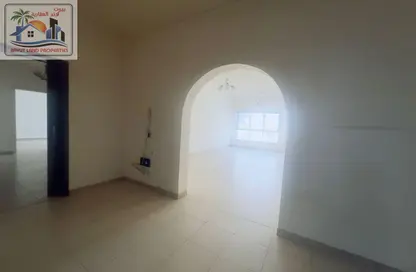 Apartment - 3 Bedrooms - 4 Bathrooms for rent in Al Majaz 2 - Al Majaz - Sharjah