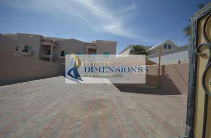 Villa - 5 Bedrooms - 6 Bathrooms for rent in Khalifa City A Villas - Khalifa City A - Khalifa City - Abu Dhabi