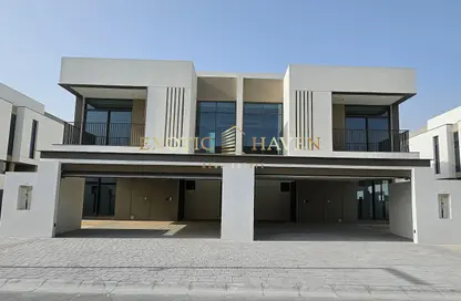 Villa - 4 Bedrooms - 5 Bathrooms for sale in Tilal Al Furjan - Al Furjan - Dubai