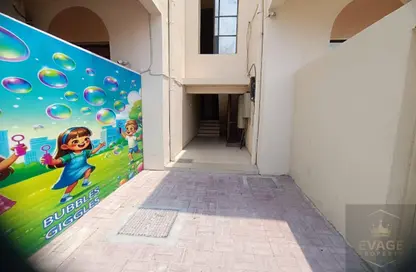 عمارة بالكامل - استوديو - 8 حمامات للبيع في 2  الروضة - الروضة - عجمان