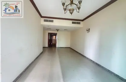 Apartment - 2 Bedrooms - 2 Bathrooms for rent in Al Taawun Street - Al Taawun - Sharjah