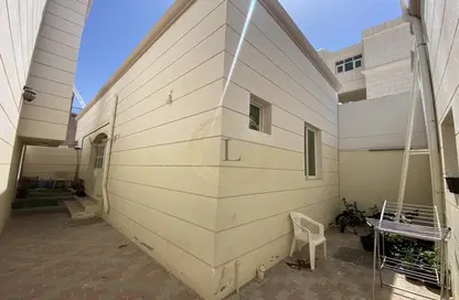 شقة - 2 غرف نوم - 1 حمام للايجار في معادي - الطويه - العين