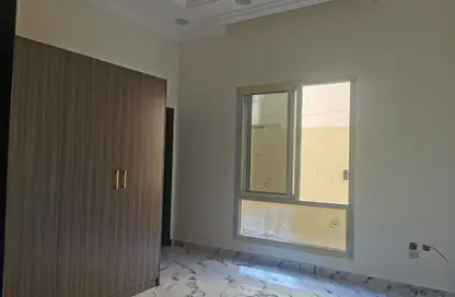 Villa - 5 Bedrooms - 6 Bathrooms for sale in Al Yasmeen - Ajman